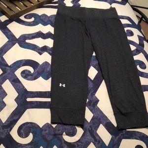 Charcoal gray UA Capri